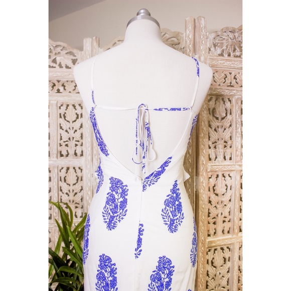 πHPπ Cut Out Design Printed Maxi Dress - Picture 6 of 16